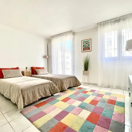Studio Center Next To Le Palais Cannes