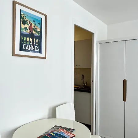 Studio Center Next To Le Palais Cannes